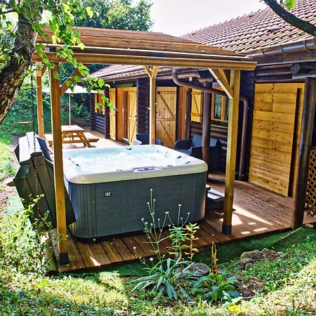 בקתה Chalet Et Spa, La Burotte *