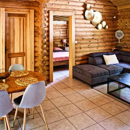 Chalet Et Spa, La Burotte בסה-סור-לה-רופט
